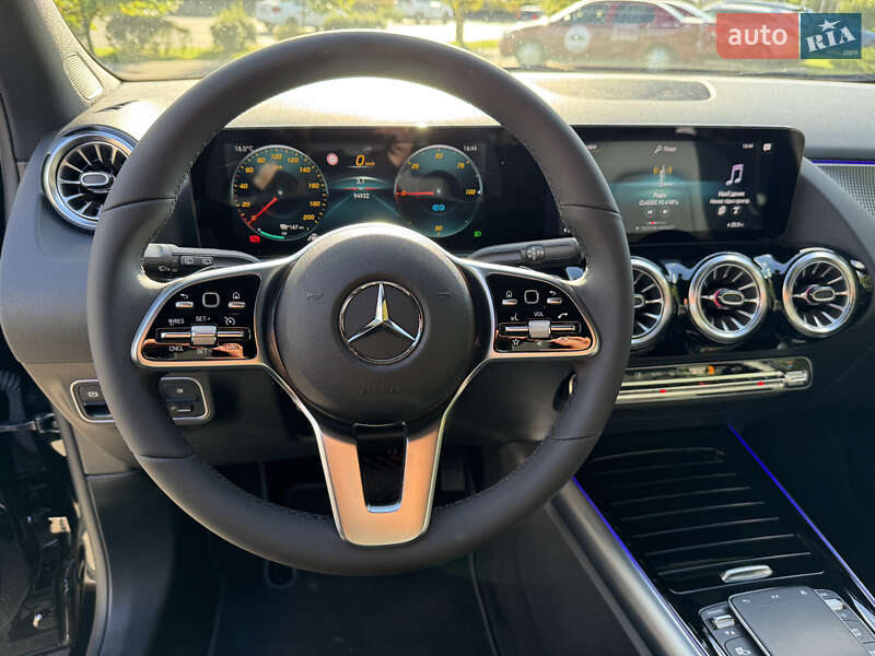 Хэтчбек Mercedes-Benz EQA 2021 в Киеве