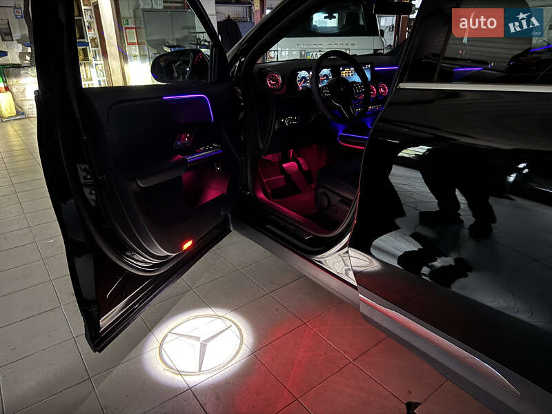 Хэтчбек Mercedes-Benz EQA 2021 в Киеве