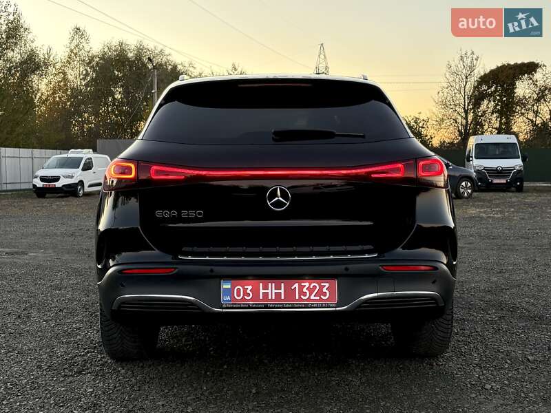 Хетчбек Mercedes-Benz EQA 2022 в Києві