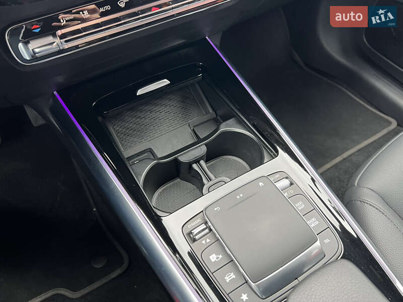 Хэтчбек Mercedes-Benz EQA 2023 в Киеве