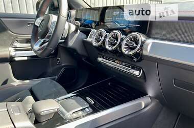 Внедорожник / Кроссовер Mercedes-Benz EQB 2022 в 