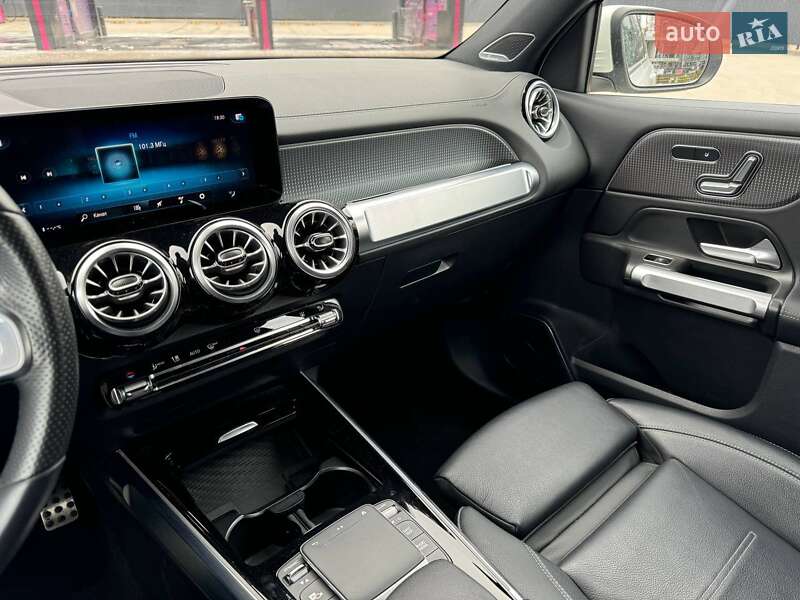 Внедорожник / Кроссовер Mercedes-Benz EQB 2021 в Львове