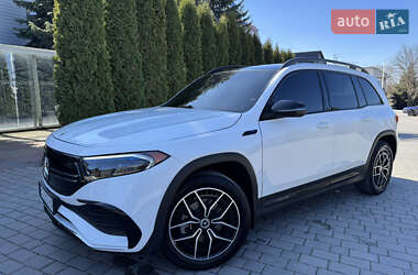 Позашляховик / Кросовер Mercedes-Benz EQB 2022 в 