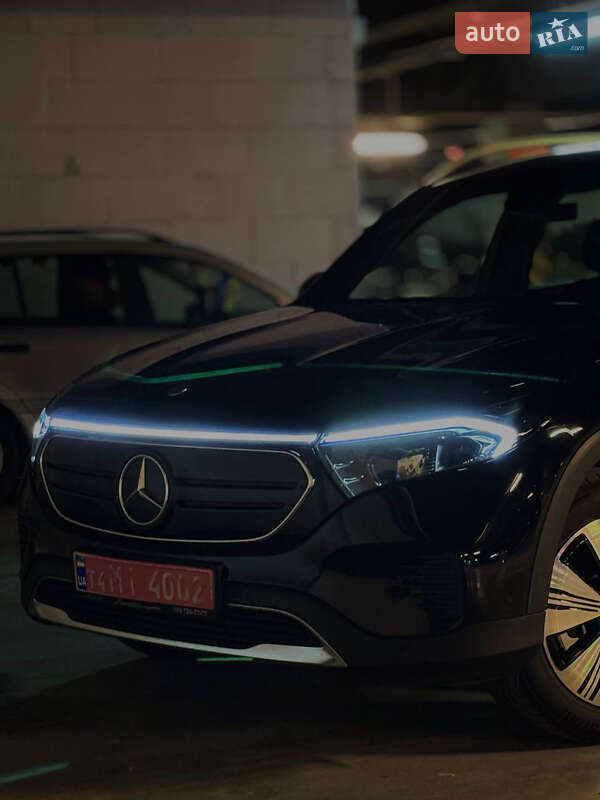 Внедорожник / Кроссовер Mercedes-Benz EQB 2023 в Киеве