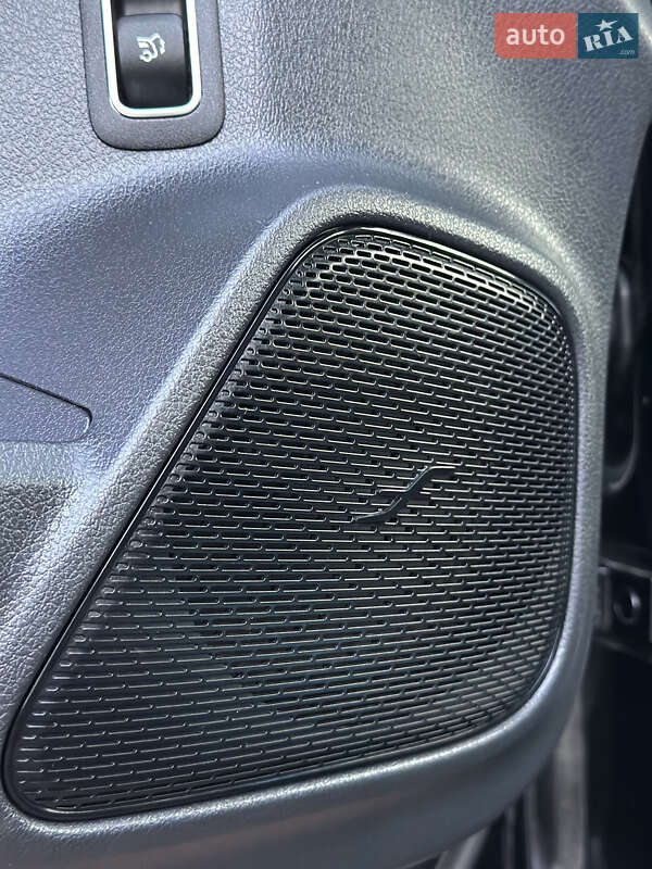 Позашляховик / Кросовер Mercedes-Benz EQB 2024 в Дубні