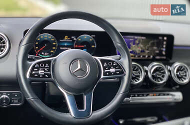 Внедорожник / Кроссовер Mercedes-Benz EQB 2023 в 