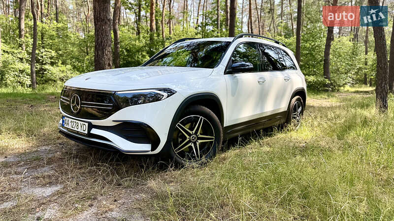 Mercedes-Benz EQB 2023