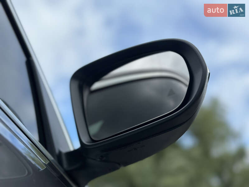 Внедорожник / Кроссовер Mercedes-Benz EQB 2023 в Киеве