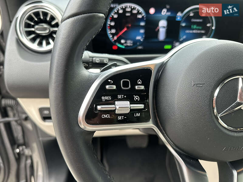 Внедорожник / Кроссовер Mercedes-Benz EQB 2023 в Киеве