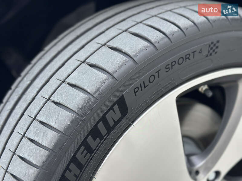 Внедорожник / Кроссовер Mercedes-Benz EQB 2023 в Луцке