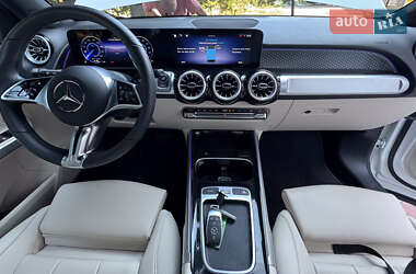 Внедорожник / Кроссовер Mercedes-Benz EQB 2024 в 