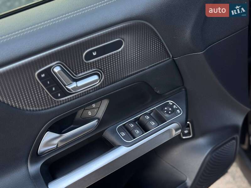 Внедорожник / Кроссовер Mercedes-Benz EQB 2023 в Львове