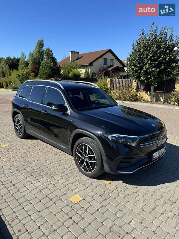 Позашляховик / Кросовер Mercedes-Benz EQB 2022 в Києві
