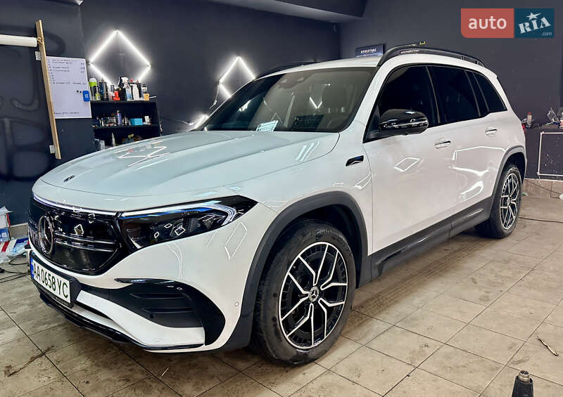 Внедорожник / Кроссовер Mercedes-Benz EQB 2022 в Киеве