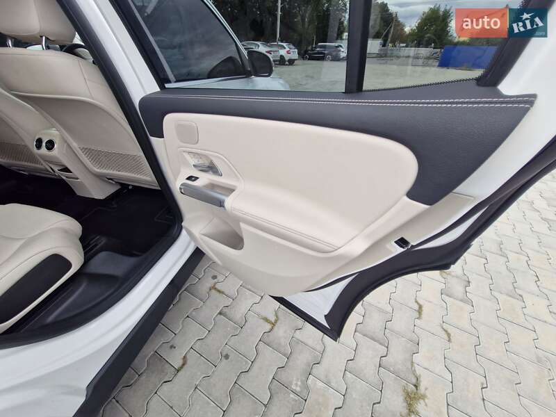 Внедорожник / Кроссовер Mercedes-Benz EQB 2023 в Ужгороде