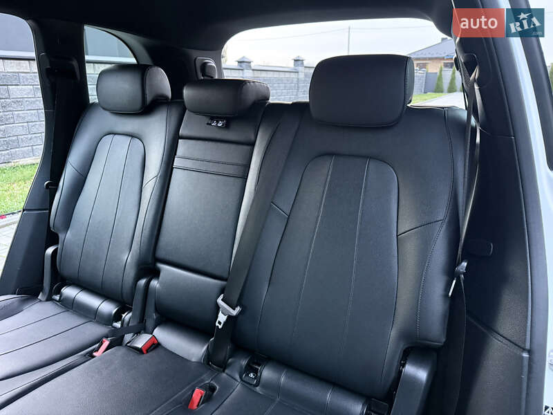 Внедорожник / Кроссовер Mercedes-Benz EQB 2023 в Ровно