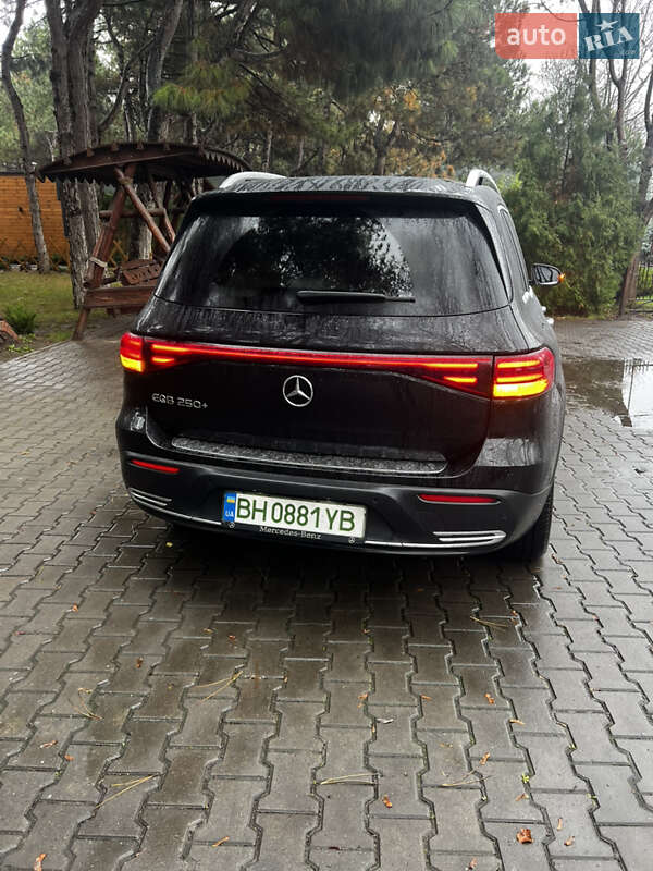 Внедорожник / Кроссовер Mercedes-Benz EQB 2024 в Одессе