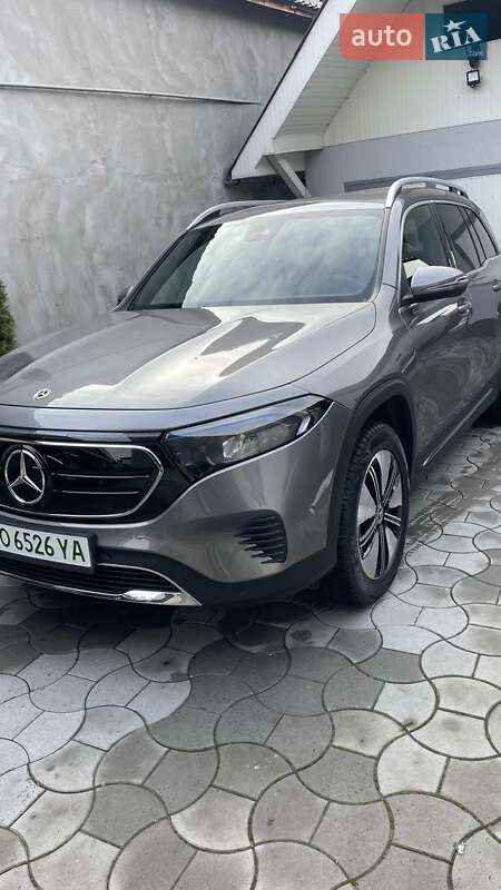 Mercedes-Benz EQB 2023