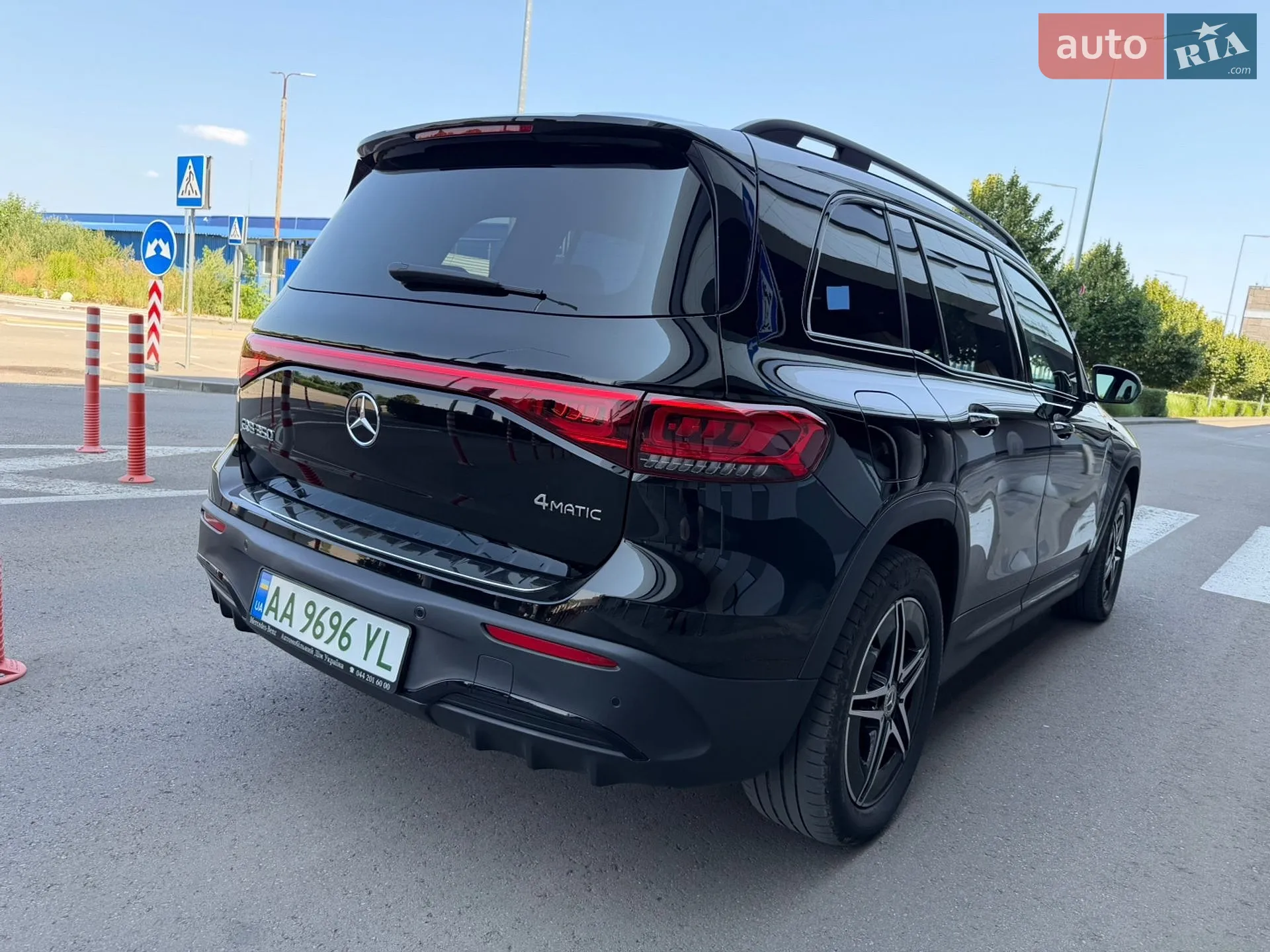 2022 Mercedes-Benz EQB - мініатюра 9