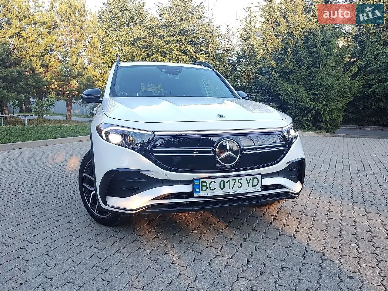 2022 Mercedes-Benz EQB - мініатюра 11
