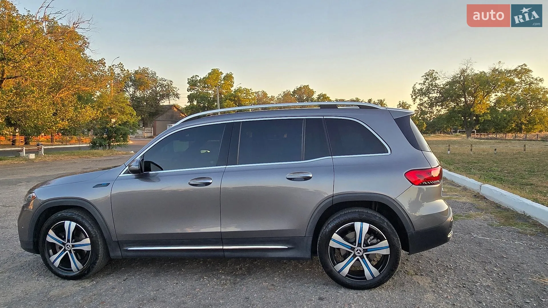 2022 Mercedes-Benz EQB - мініатюра 9