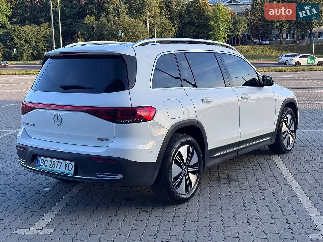 2022 Mercedes-Benz EQB - мініатюра 14