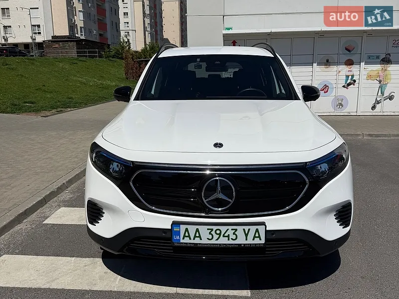 Mercedes-Benz EQB 2022