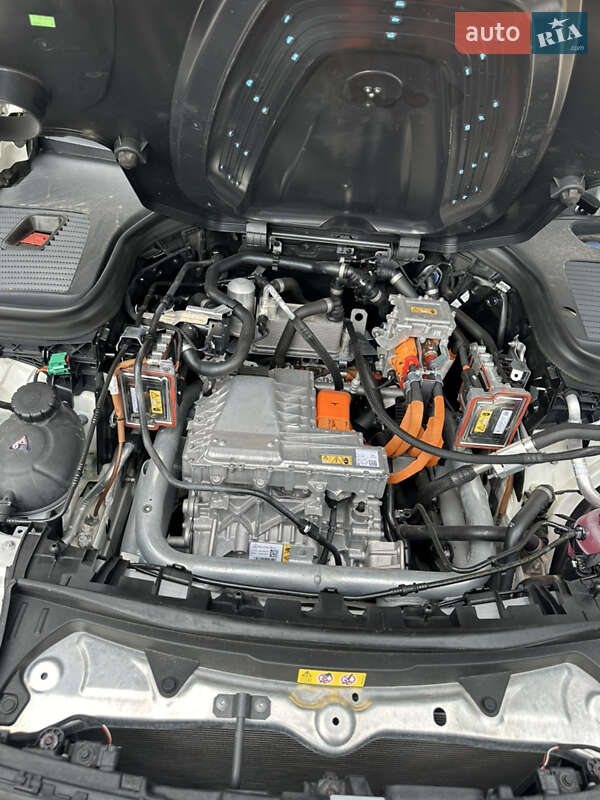 Позашляховик / Кросовер Mercedes-Benz EQC 2020 в Дніпрі