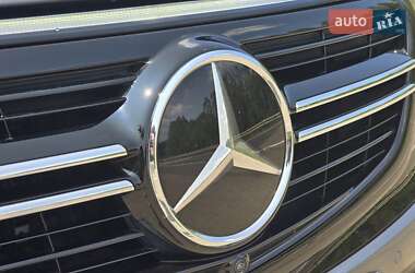 Позашляховик / Кросовер Mercedes-Benz EQC 2022 в 