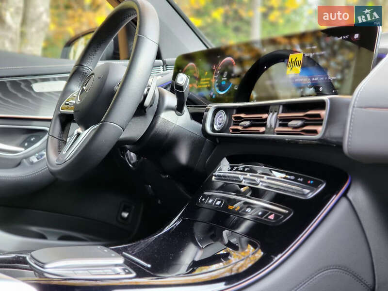 Позашляховик / Кросовер Mercedes-Benz EQC 2021 в Києві