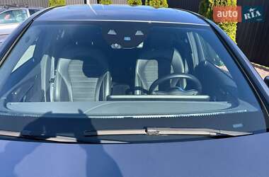 Позашляховик / Кросовер Mercedes-Benz EQC 2020 в  фото 10 Позашляховик / Кросовер Mercedes-Benz EQC 2020 в