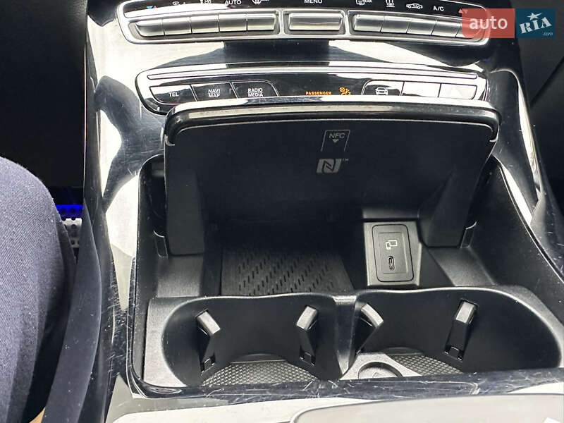 Позашляховик / Кросовер Mercedes-Benz EQC 2020 в Києві