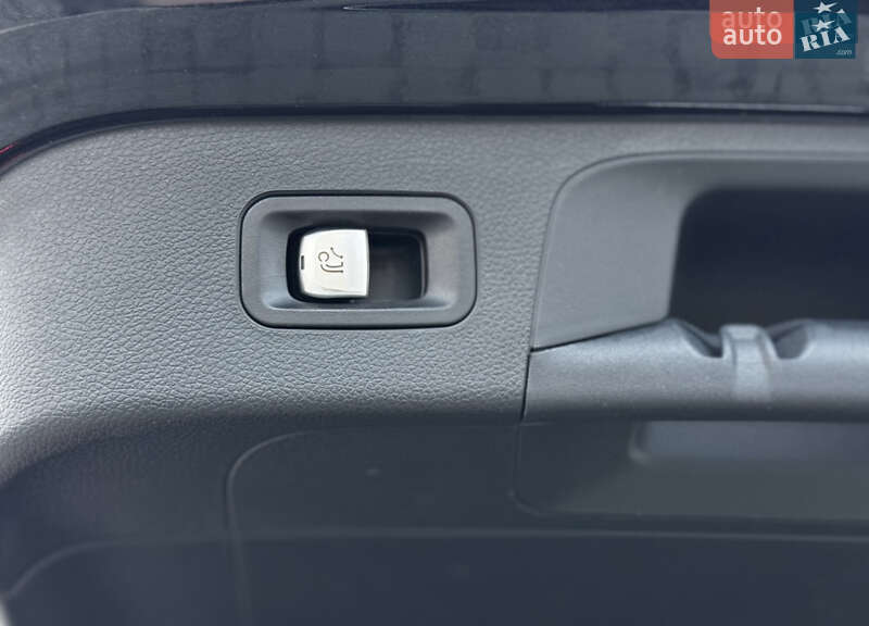 Внедорожник / Кроссовер Mercedes-Benz EQC 2022 в Львове