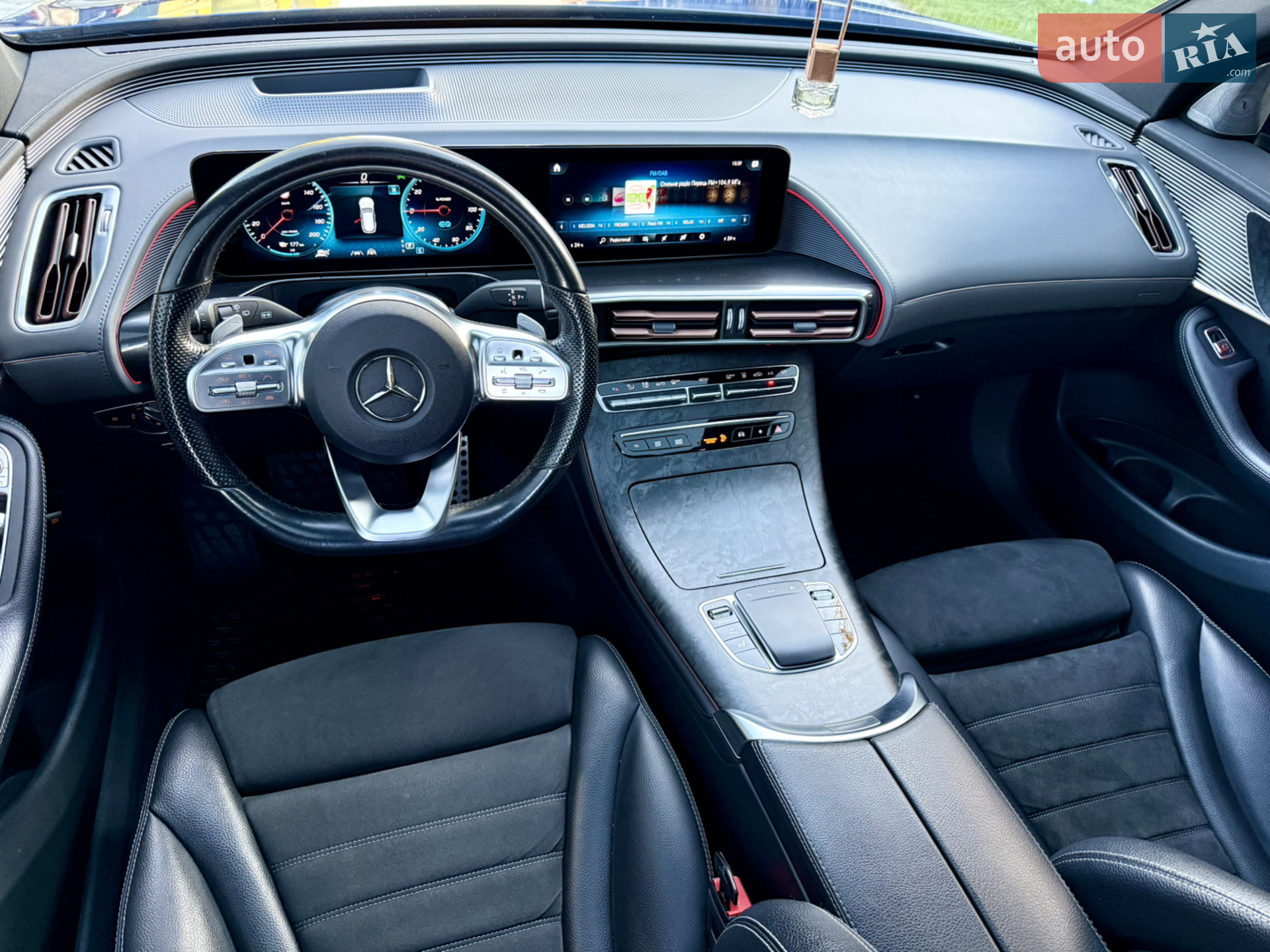 2021 Mercedes-Benz EQC - фото 1