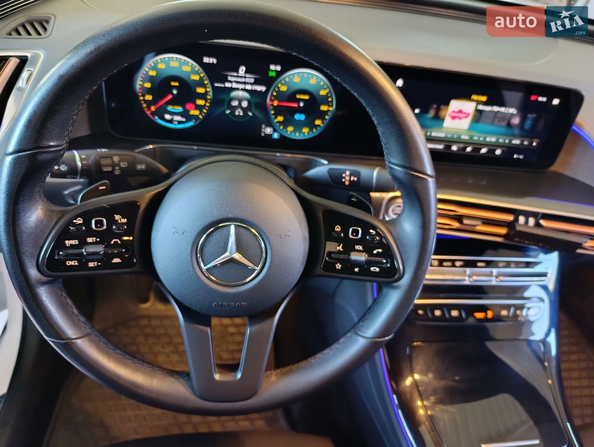 2021 Mercedes-Benz EQC - мініатюра 16
