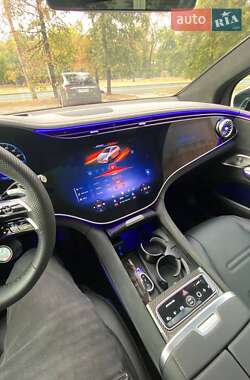 Внедорожник / Кроссовер Mercedes-Benz EQE SUV 2023 в 