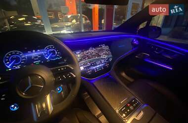 Внедорожник / Кроссовер Mercedes-Benz EQE SUV 2023 в 