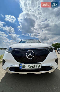 Позашляховик / Кросовер Mercedes-Benz EQE SUV 2023 в 