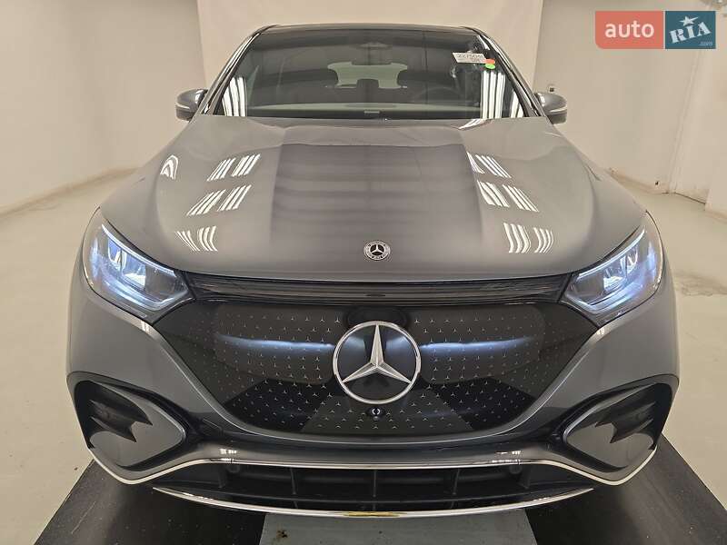 Позашляховик / Кросовер Mercedes-Benz EQE SUV 2023 в 