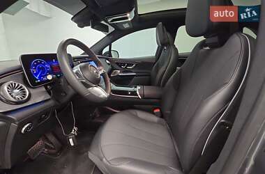 Позашляховик / Кросовер Mercedes-Benz EQE SUV 2023 в 