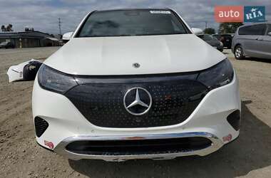 Позашляховик / Кросовер Mercedes-Benz EQE SUV 2023 в 