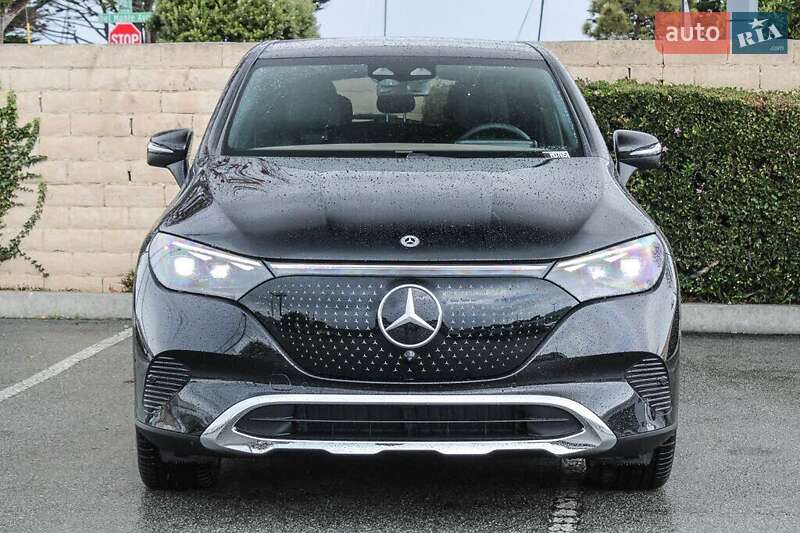 Mercedes-Benz EQE SUV 2025