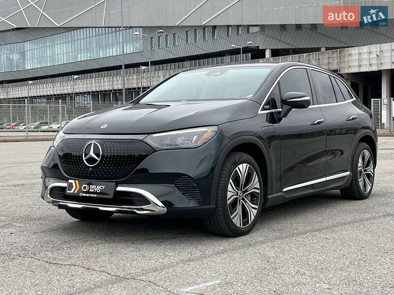 Mercedes-Benz EQE SUV 2023