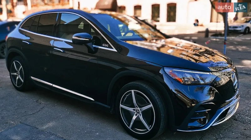 Mercedes-Benz EQE SUV