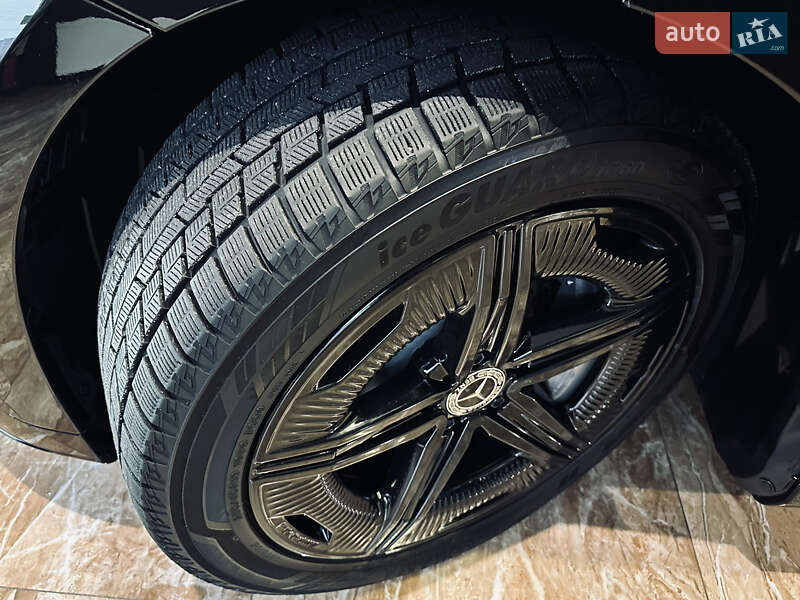 Седан Mercedes-Benz EQE 2022 в Києві