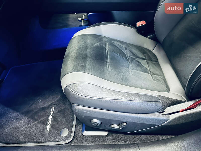 Седан Mercedes-Benz EQE 2022 в Києві