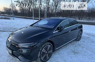 Седан Mercedes-Benz EQE 2022 в Ровно
