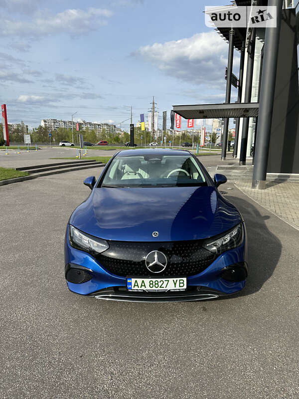 Седан Mercedes-Benz EQE 2022 в Києві