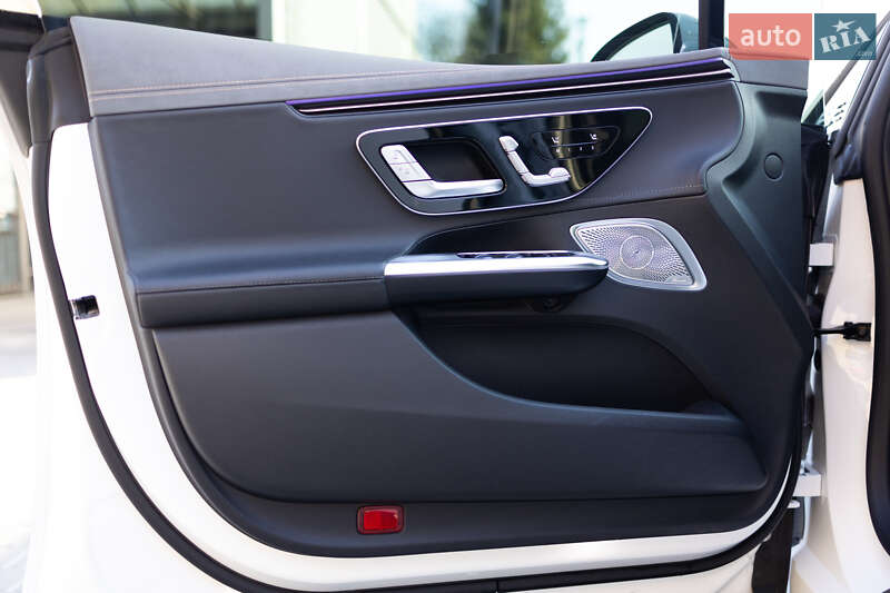 Седан Mercedes-Benz EQE 2022 в Тернополі