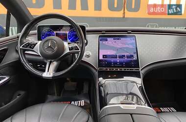 Седан Mercedes-Benz EQE 2022 в 